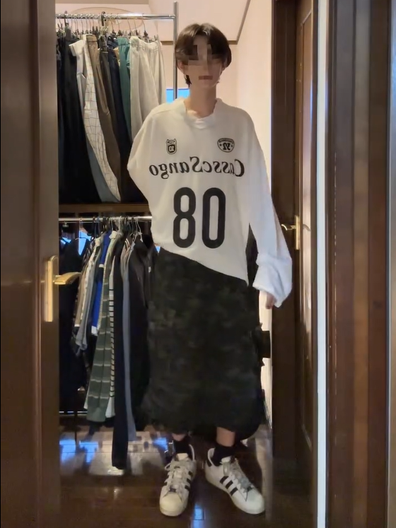 「asparabe_kon」 迷彩柄クロップドカーゴパンツ TK0136