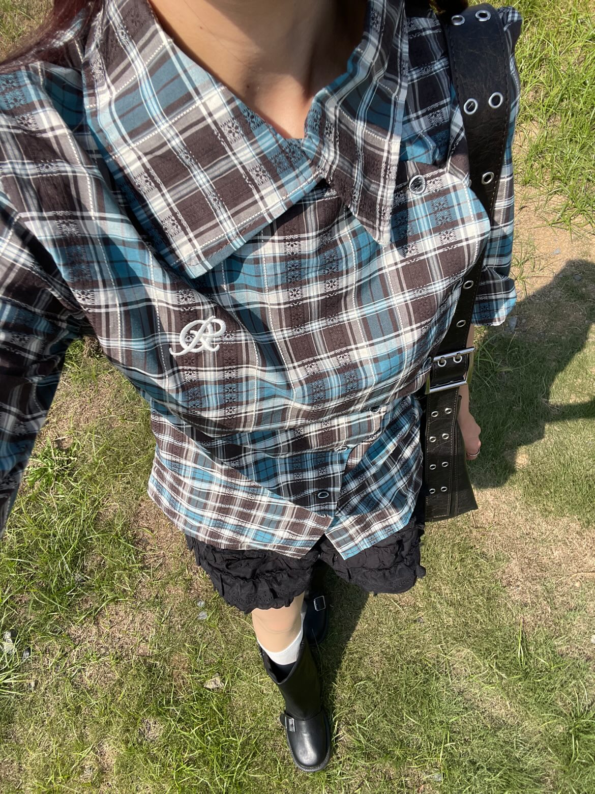 「bibi_s0821」ボーダー柄ロゴ刺繍ショート丈Tシャツ TK0233