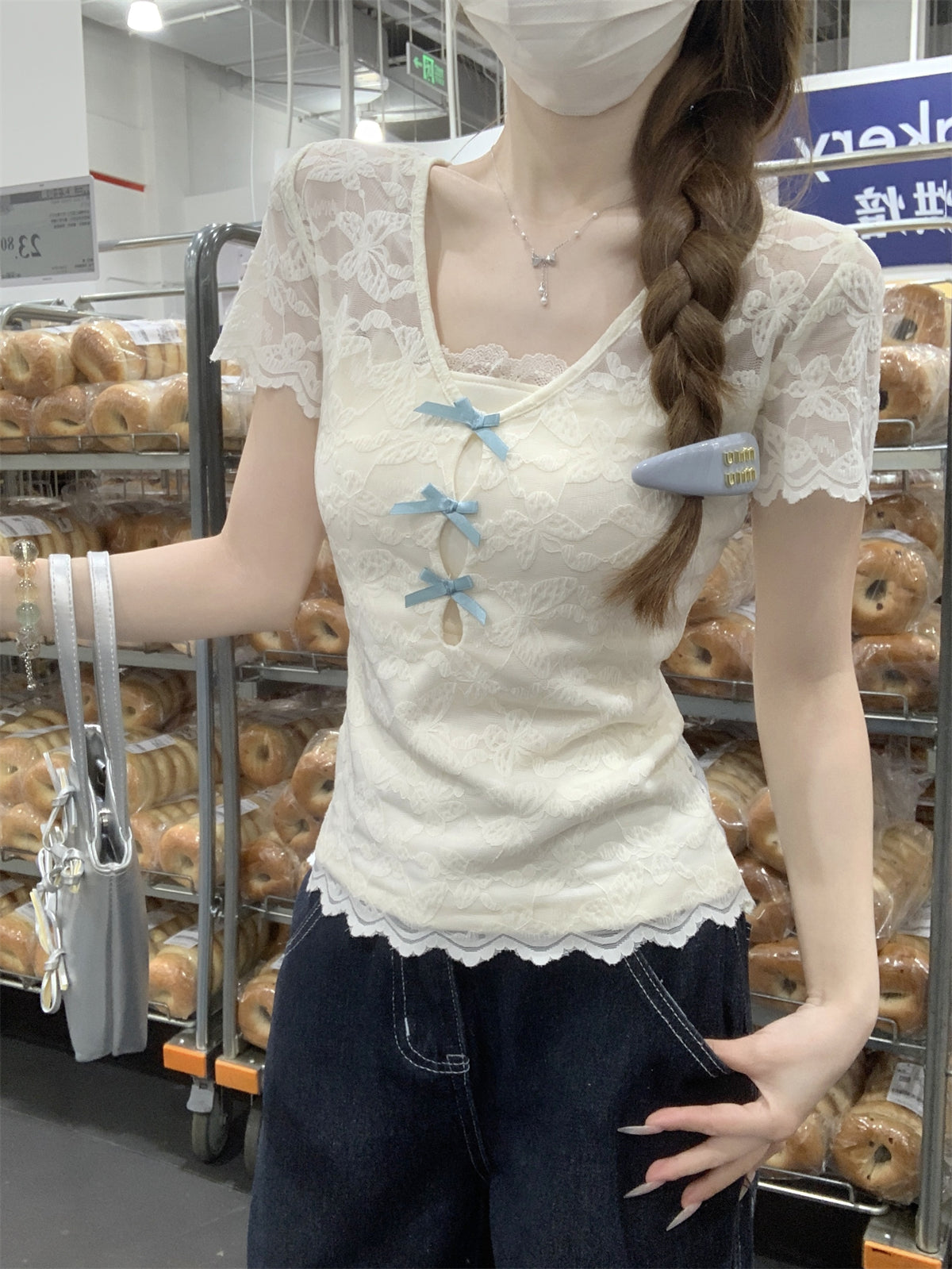 「程よい透け感」レースリボンアイスシルクカットアウトTシャツ TK0262