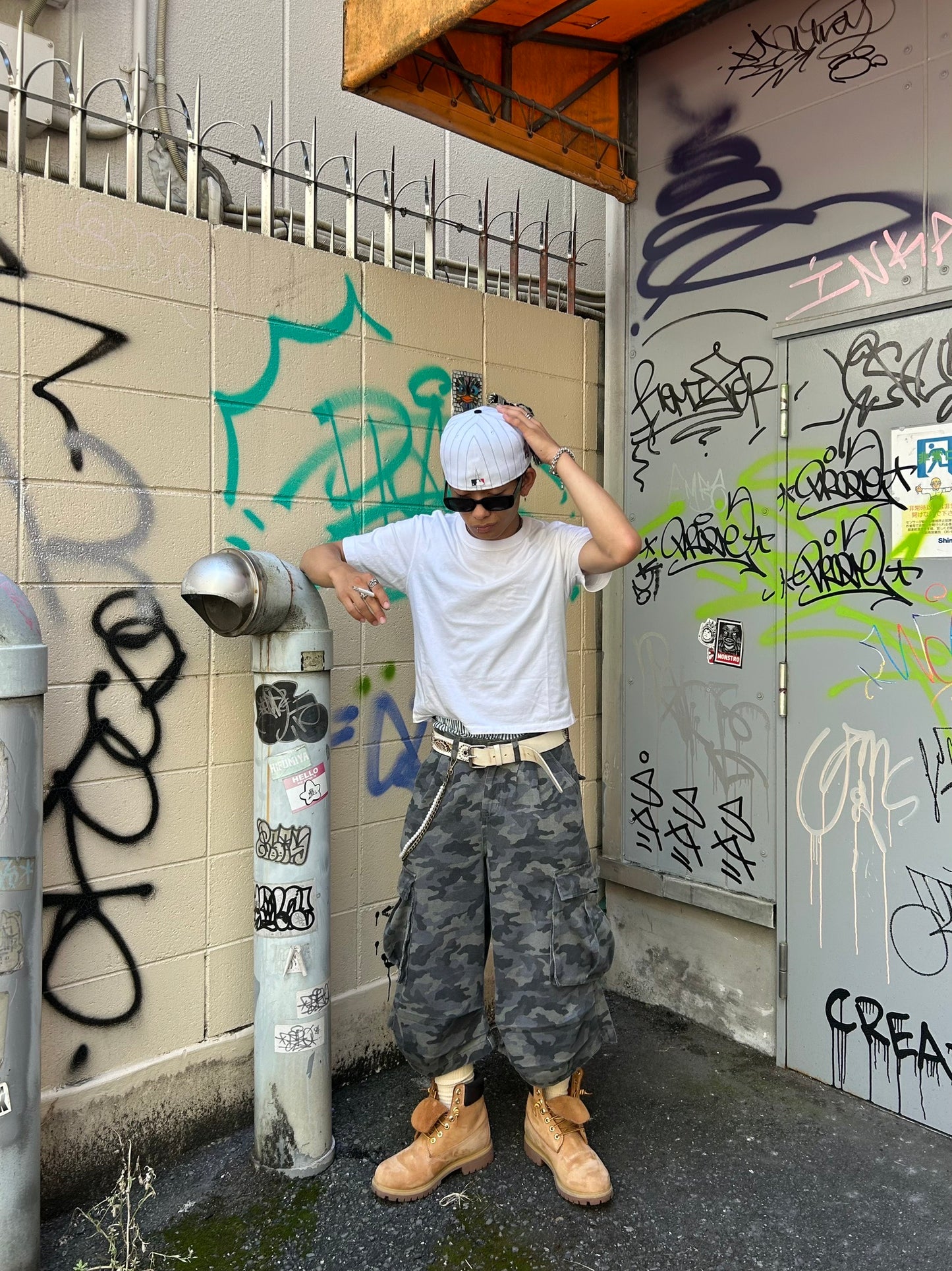 「hollywooddreamthe」 迷彩柄クロップドカーゴパンツ TK0136