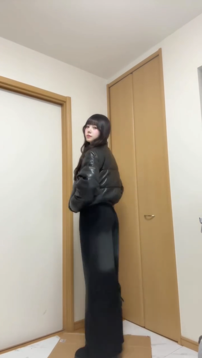 「yui_shirakawa」ブラックグラデーション カーブスウェットパンツ  TK0288