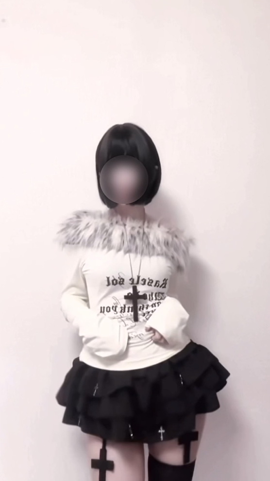 「__u3xy」ファーオフショルダートップス TK0355