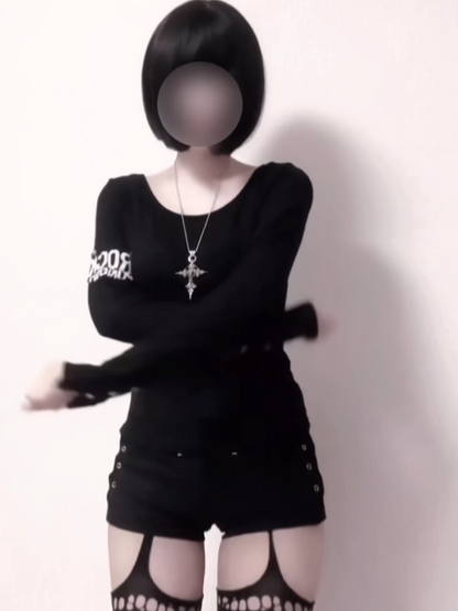 「__u3xy」前後2WAYストリートロゴプリントロンT TK0376