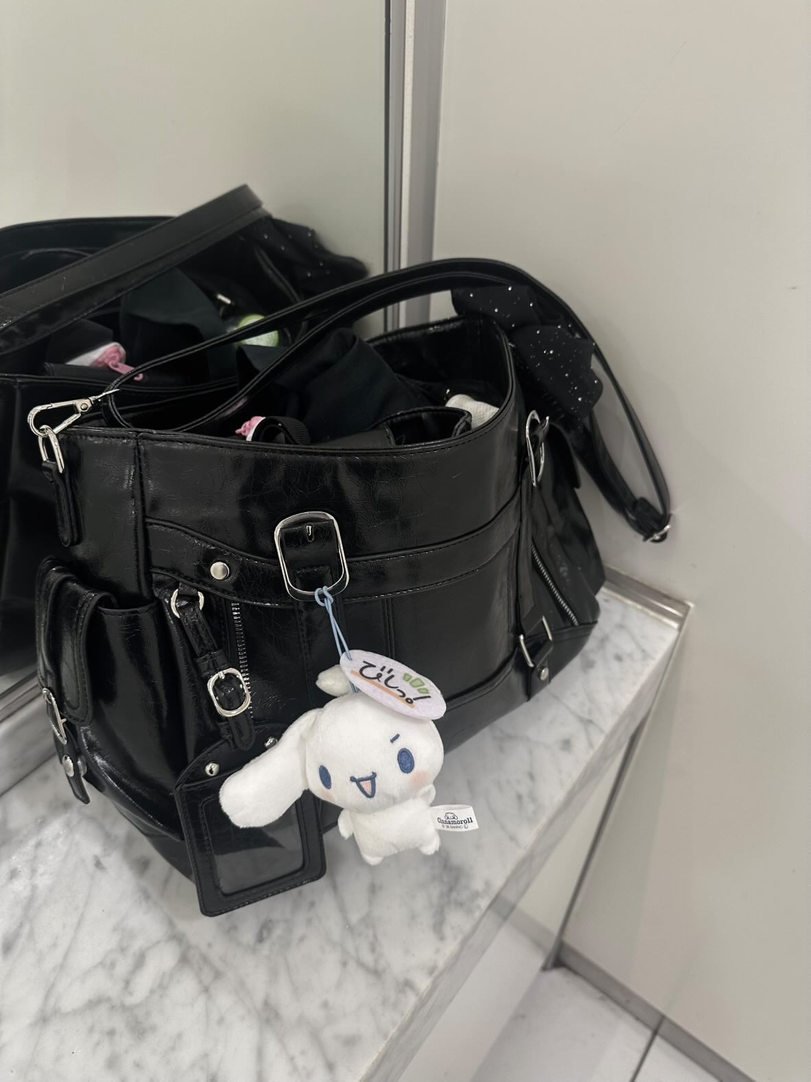 「evh1q」マルチポケット 大容量トートバッグ BB014