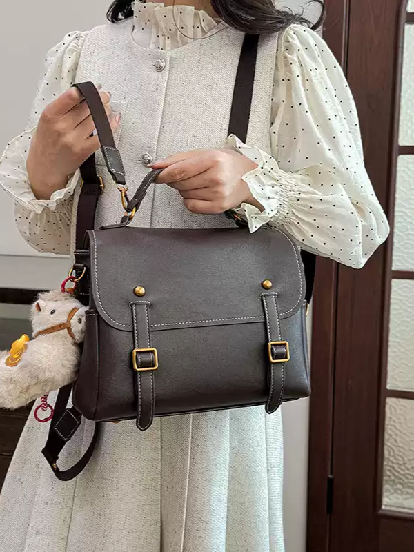 レトロフラップスクエアショルダーバッグ BB045