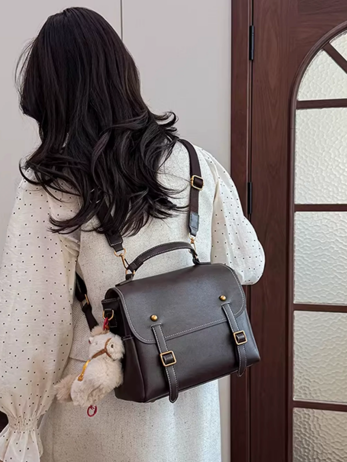レトロフラップスクエアショルダーバッグ BB045