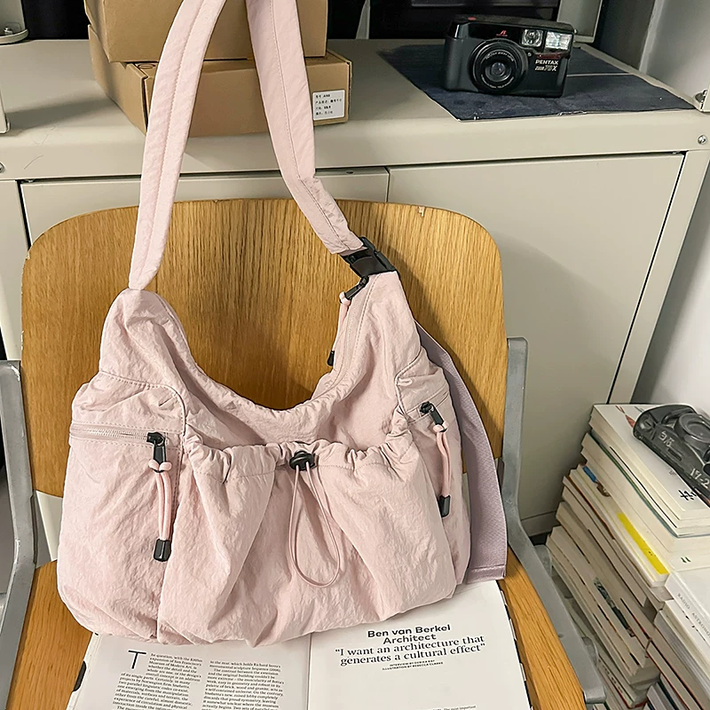 ナイロンドロストデザイン斜め掛けバッグ BB050