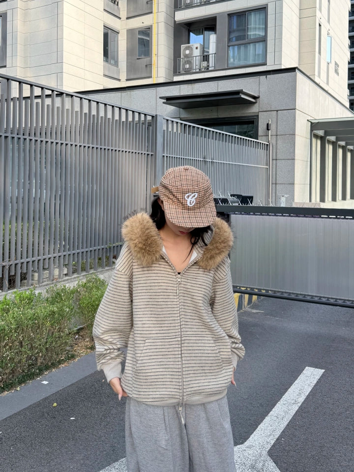 ストライプ柄 ファー付きジップアップパーカー TK0319