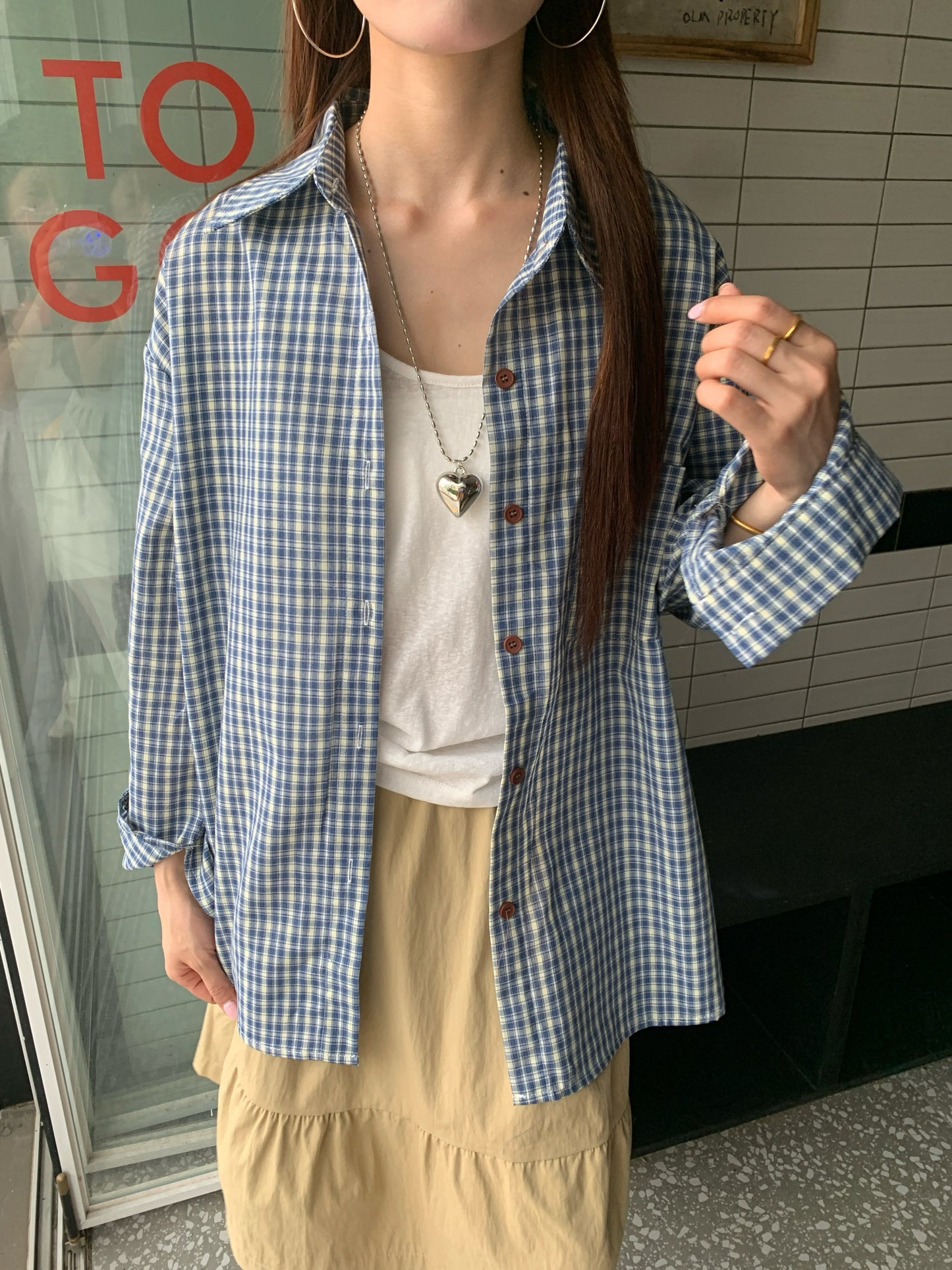 ルーズフィットブルーチェックシャツ TK0043