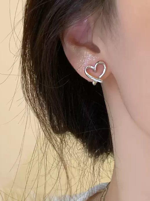 シンプルラインオープンハートピアス SP0111