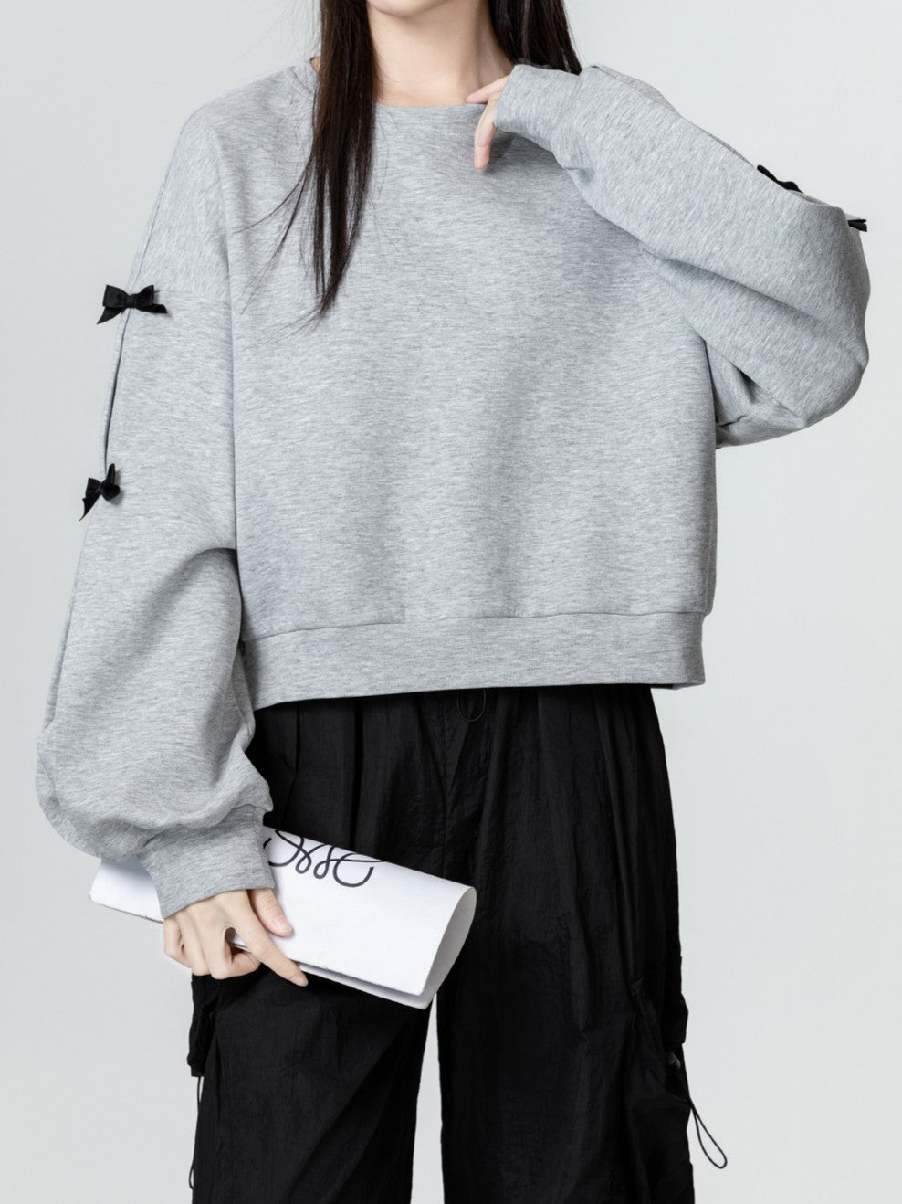 リボン付きクルーネック長袖スウェット TK0087