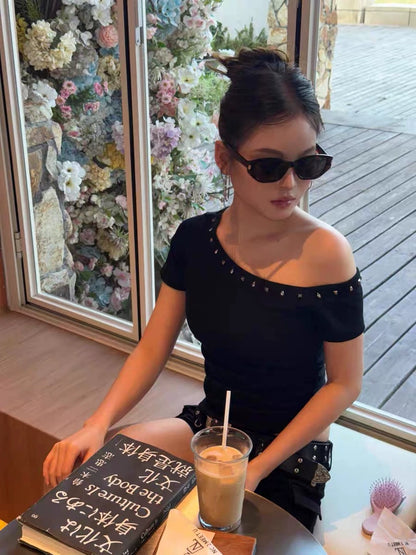 スタッズスラッシュショルダーTシャツ TK0259
