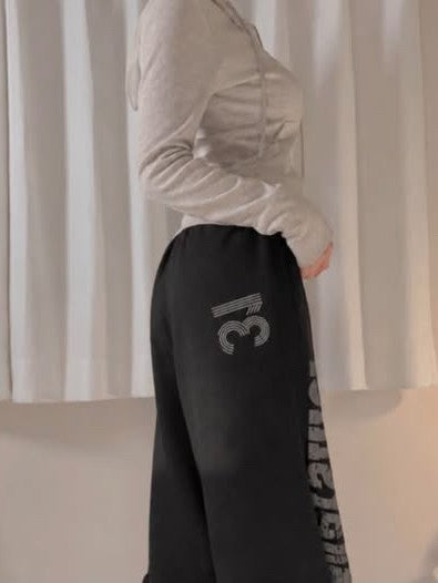 「s0._iz」ブラックグラデーション カーブスウェットパンツ  TK0288