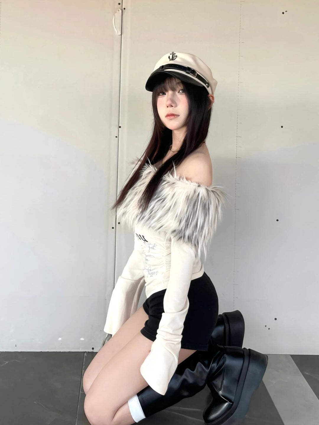 ファーオフショルダートップス TK0355