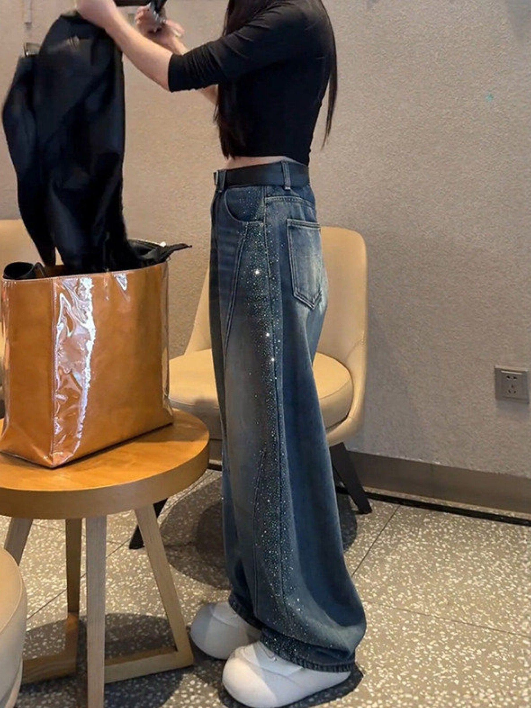 ストーン付きデニムワイドパンツ TK0484 – TAKUTAKU
